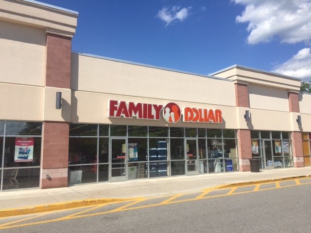 Retail Space Available in Stop & Shop Anchored Shopping Center: 11 East Main Street, Canaan, CT 06018